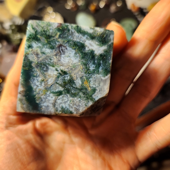 Moss Agate Cube - Picture 6 of 9